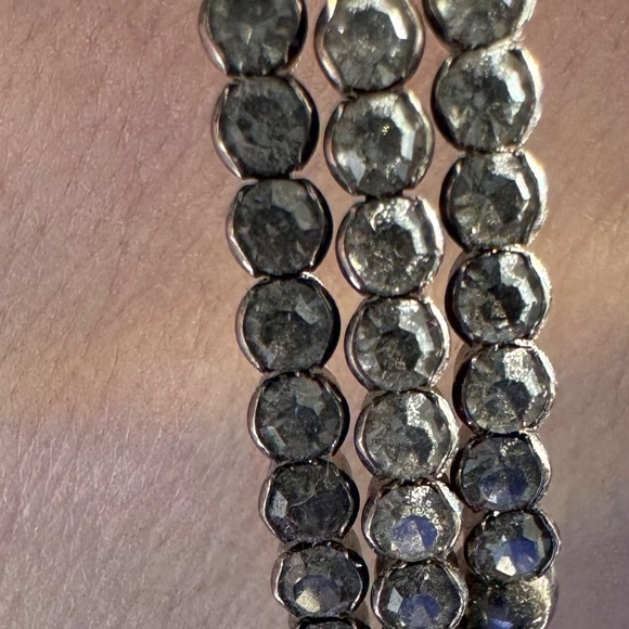 Multiple Costume Jewelry Pieces (gently worn) - Picture 15 of 16